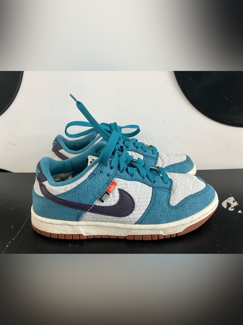 Nike Kids Teal, White & Dark Purple Low-Top Sneakers
